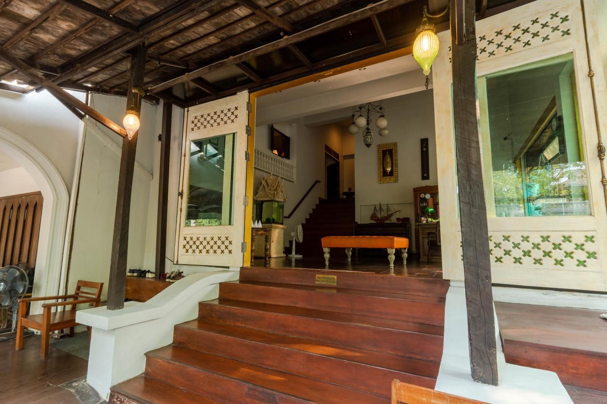 Bee Friend Boutique Guesthouse Chiang Mai Exterior photo